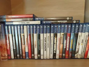 Ps4 Spiele und Nintendo NES Spiele 