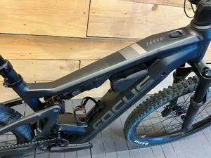 Montain Ebike Focus Thron 6.8 Bj. 2023 Bild 2