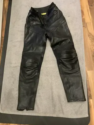 Damen Bikerklamotten zu verkaufen Bild 2