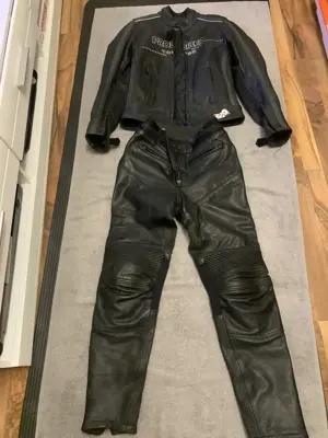 Damen Bikerklamotten zu verkaufen Bild 3