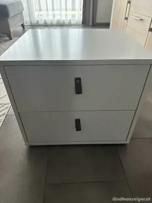 Nachttisch Kommode
