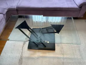 Couchtisch aus Glas