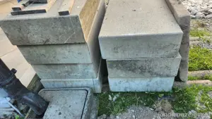 7x Beton Blockstufen grau
