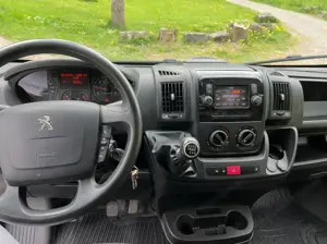 Peugeot Boxer Pritsche Plane Bild 7