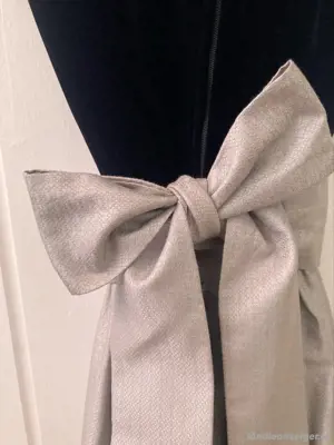 Dirndl Samt Dunkelblau Gr. 34 Bild 3