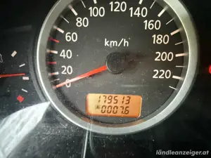 Nissan Almera 1.5 DCI Bild 2