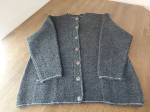 Janker handgestrikt