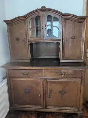 alte sehr gut erhaltene Küchenkredenz Bild 2