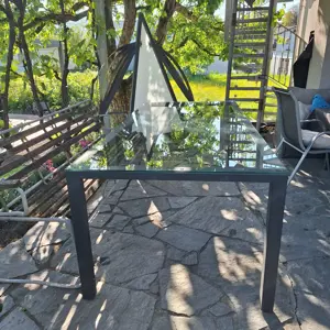 Gartentisch