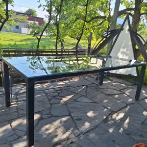 Gartentisch Bild 4