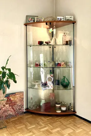 Glasvitrine - ital. Möbeldesign Bild 3