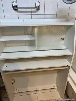 Regal mit Schiebegläsern zu VERSCHENKEN Bild 3