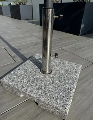Granit Sonnenschirmständer 