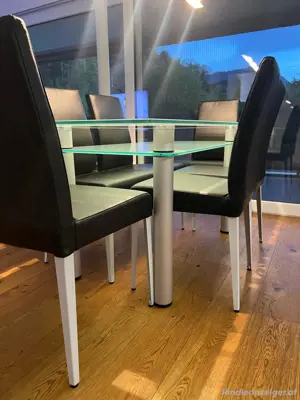 Glastisch mit Stühle Bild 3