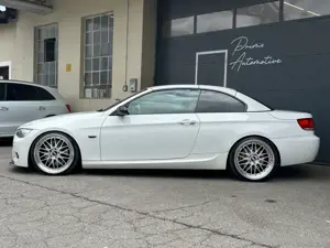 BMW 335 i E93 M-Sportpaket* Schalter* Performance* VOLL* Bild 3