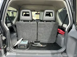 Suzuki Jimny 1,3 VX 4WD Deluxe Allrad* NAVI* Leder* AHK* Bild 9