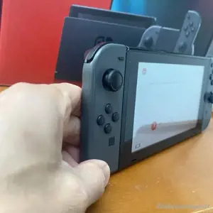 Nintendo switch spielkonsole  Bild 4