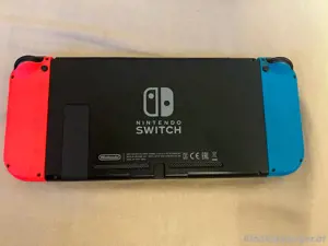 Nintendo switch spielkonsole mit super Mario odyssey  Bild 4