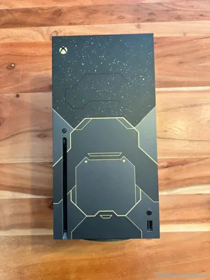 Xbox serie x infinite spielkonsole mit 2 controller und verpakung  Bild 4