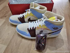 Nike jordan 1 Mid Maison château rouge 44,5 10,5 