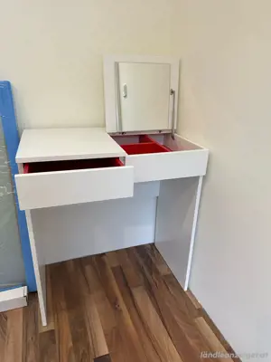 Schminktisch