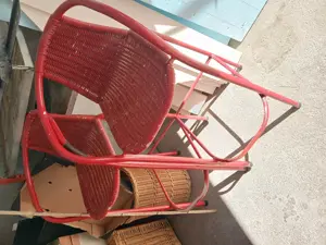 2 Barhocker Rot --Stahl und Flechtwerk