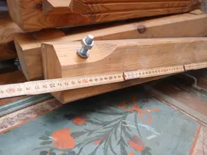 Vollholztisch braun Bild 2