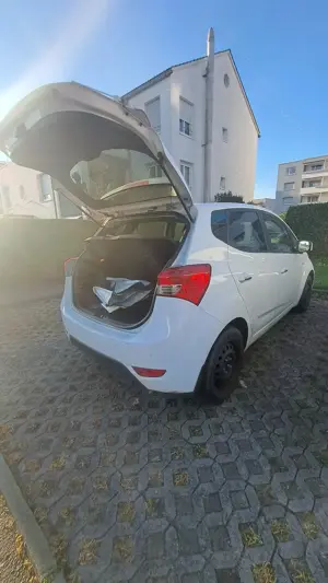 Hyundai iX20 Bild 2