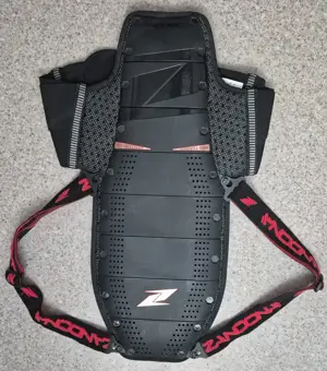 Rückenprotektor Zandona x8 Bild 2