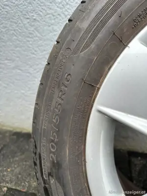 Verkaufe Skoda Felgen mit Sommerreifen. Bild 4