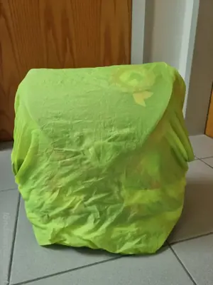 Schultasche mit Zubehör Bild 2