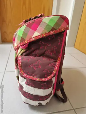 Schultasche mit Zubehör