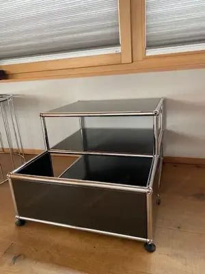 USM Zeitungsständer Beistelltisch