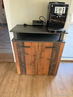 Schrank zu verschenken