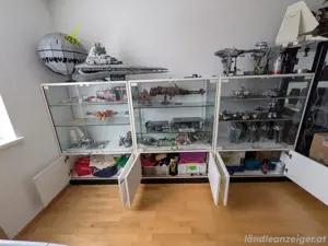 Vitrine   Schrank Bild 2