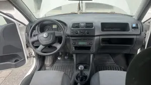 Skoda Fabia 2010 | Unfallfahrzeug | Bastlerfahrzeug | Export Bild 7