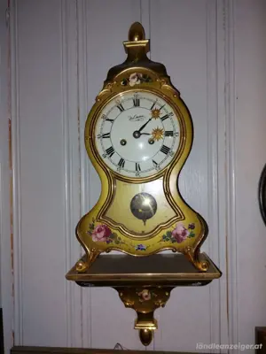 Stehuhr mit Wandhalterung Bild 3