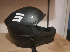 Cross Helm Bild 2