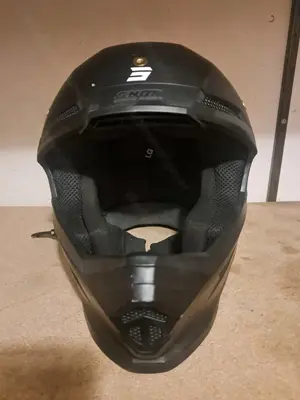 Cross Helm