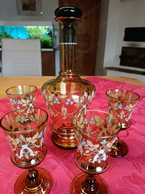 Schönes, altes, Likör- Set mit Karaffe