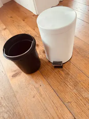 Mülleimer für s Bad