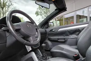 Opel Tigra TwinTop 1,4 16V Cosmo Cabrio   Roadster - Perfekt für den Sommer Bild 7