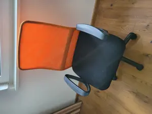 Verschenke Drehstuhl Bild 2