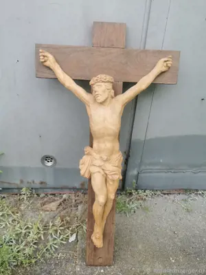 Kreuz aus Holz 