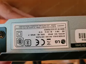 3D Blu-Ray-Player LG BP420 Bild 2