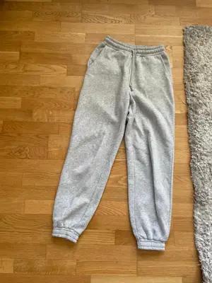 Jogginghose grau für Mädchen von Mango 