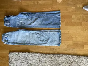 Jeans Hose baggy blau und grau