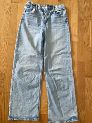 Jeans Hose baggy blau und grau Bild 3