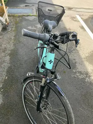 Top Damen E-Bike City  "Tour de Suisse"