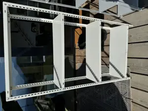 3 Metallregale zu verschenken Bild 2